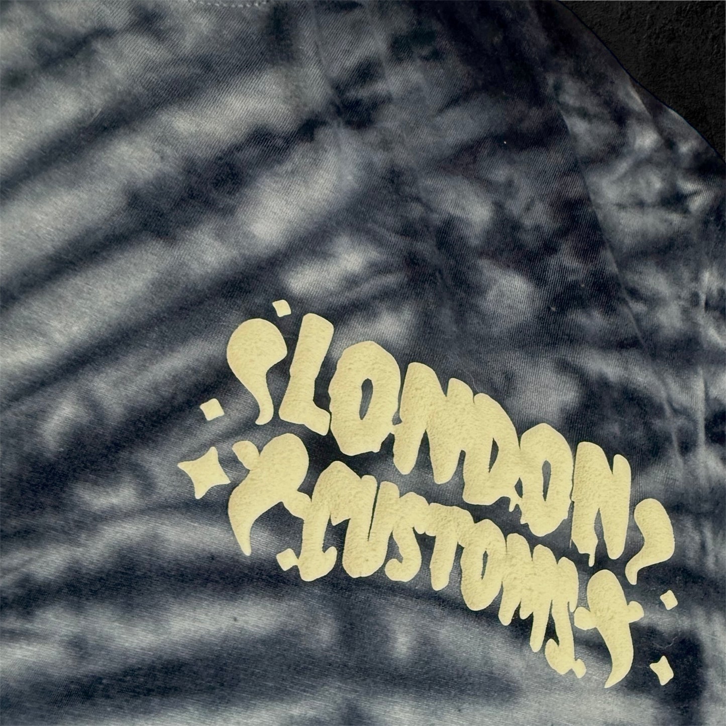 Limited Exclusive (GLOW IN THE DARK) London Customs Spooky T